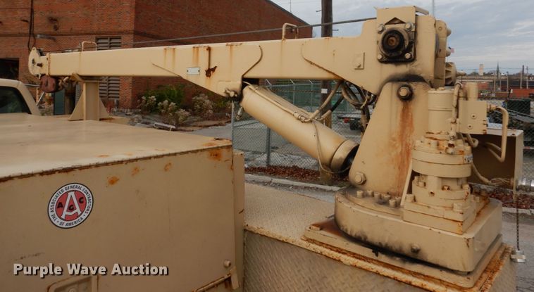 image for item DI1069 1997 GMC TopKick  utility truck with crane