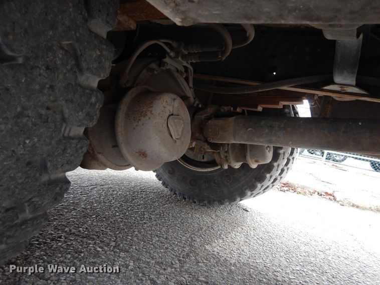 image for item DI1069 1997 GMC TopKick  utility truck with crane