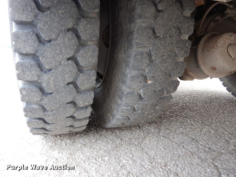 image for item DI1069 1997 GMC TopKick  utility truck with crane