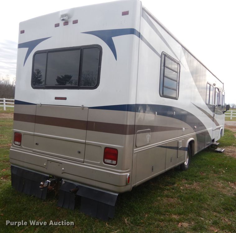 image for item DI1080 1996 Ford F530  RV