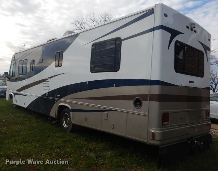 image for item DI1080 1996 Ford F530  RV