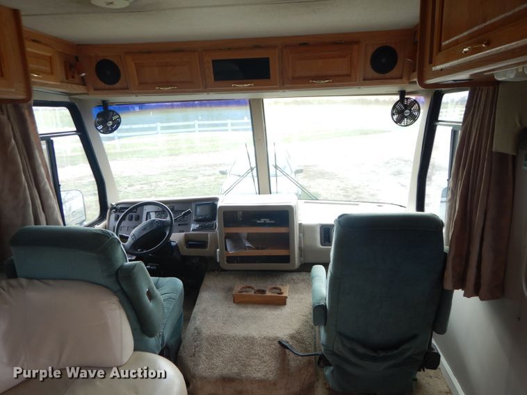 image for item DI1080 1996 Ford F530  RV