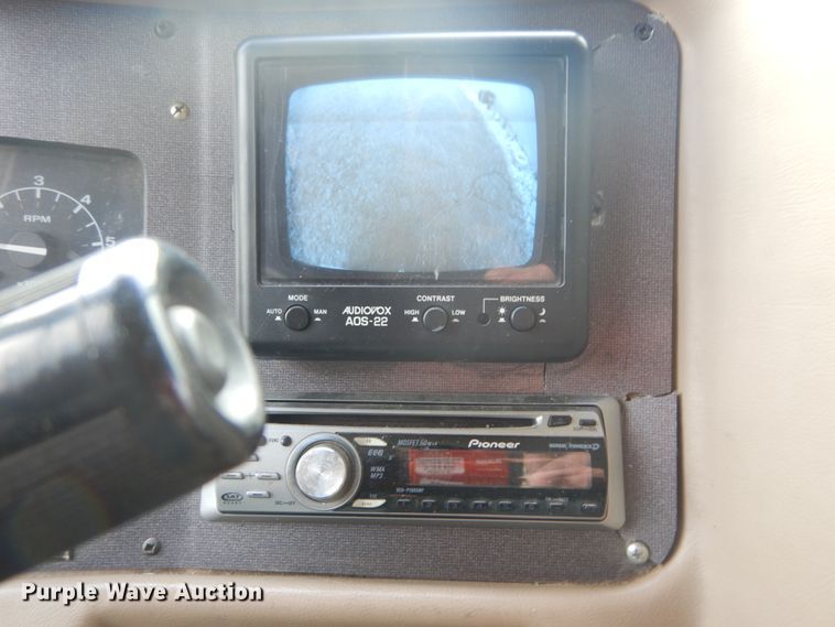 image for item DI1080 1996 Ford F530  RV