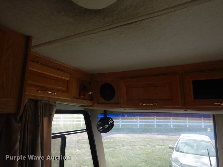 image for item DI1080 1996 Ford F530  RV