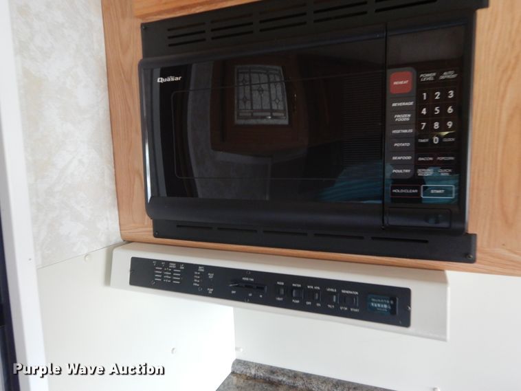 image for item DI1080 1996 Ford F530  RV