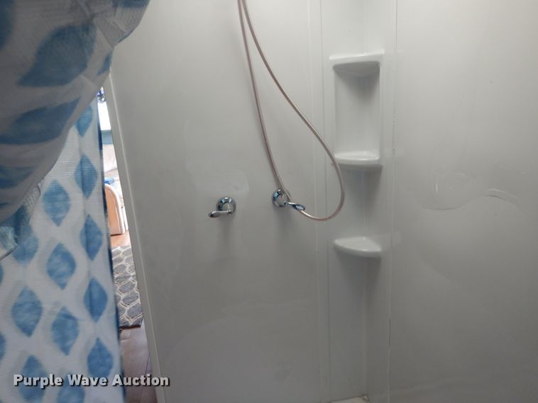 image for item DI1080 1996 Ford F530  RV