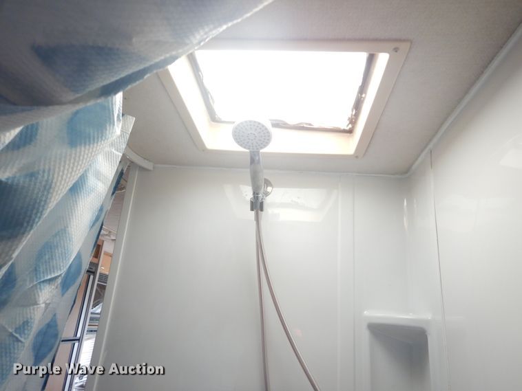 image for item DI1080 1996 Ford F530  RV