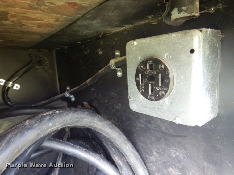 image for item DI1080 1996 Ford F530  RV