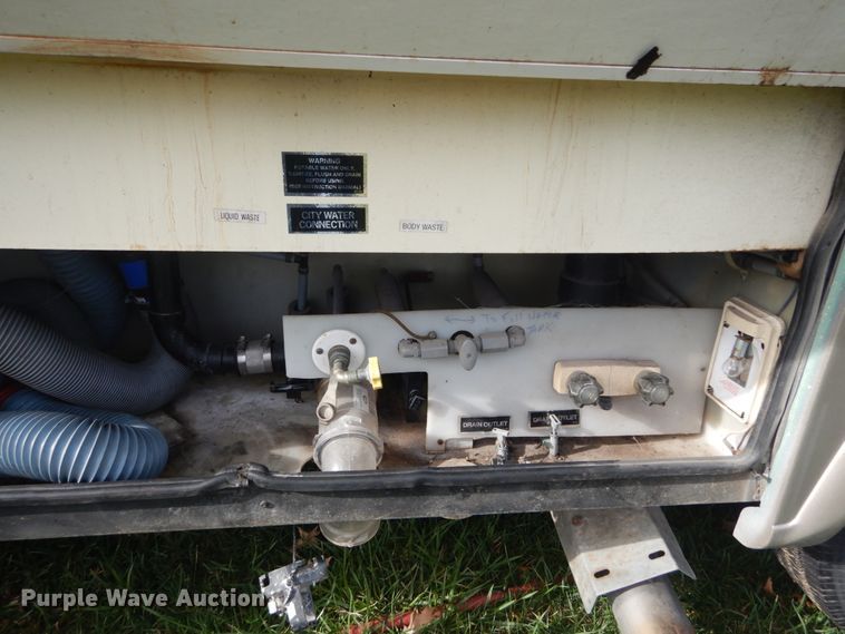 image for item DI1080 1996 Ford F530  RV