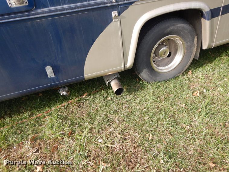 image for item DI1080 1996 Ford F530  RV