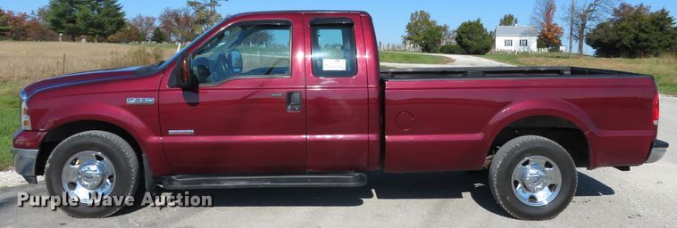 image for item DI3819 2005 Ford F250 Super Duty XLT  SuperCab pickup truck