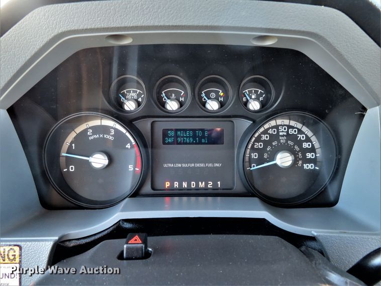 image for item DI3883 2014 Ford F550 Super Duty XL  bucket truck