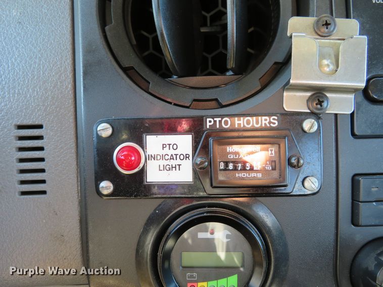 image for item DI3883 2014 Ford F550 Super Duty XL  bucket truck