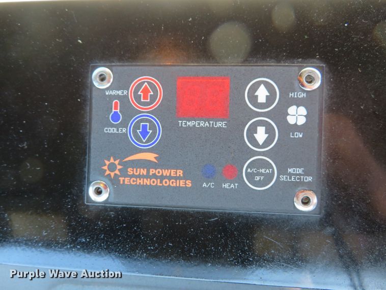 image for item DI3883 2014 Ford F550 Super Duty XL  bucket truck