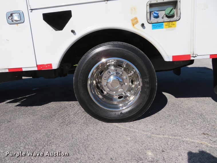 image for item DI3883 2014 Ford F550 Super Duty XL  bucket truck