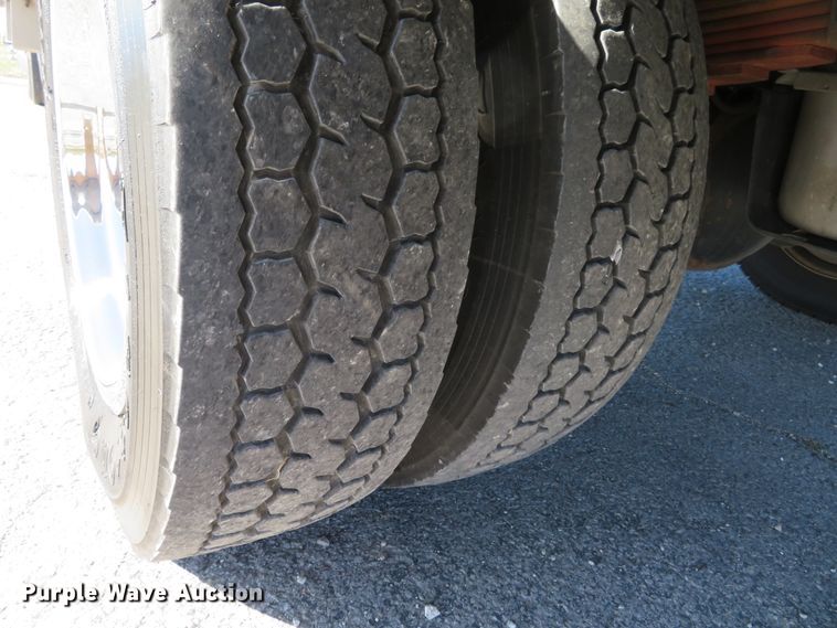 image for item DI3883 2014 Ford F550 Super Duty XL  bucket truck