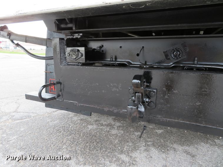 image for item DI3906 2011 Ford F550 Super Duty XL  chip bed truck