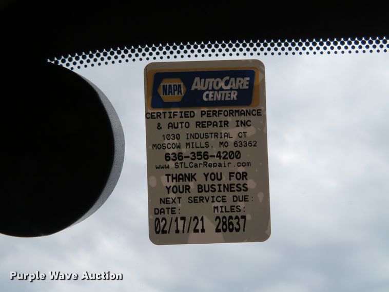 image for item DI3906 2011 Ford F550 Super Duty XL  chip bed truck