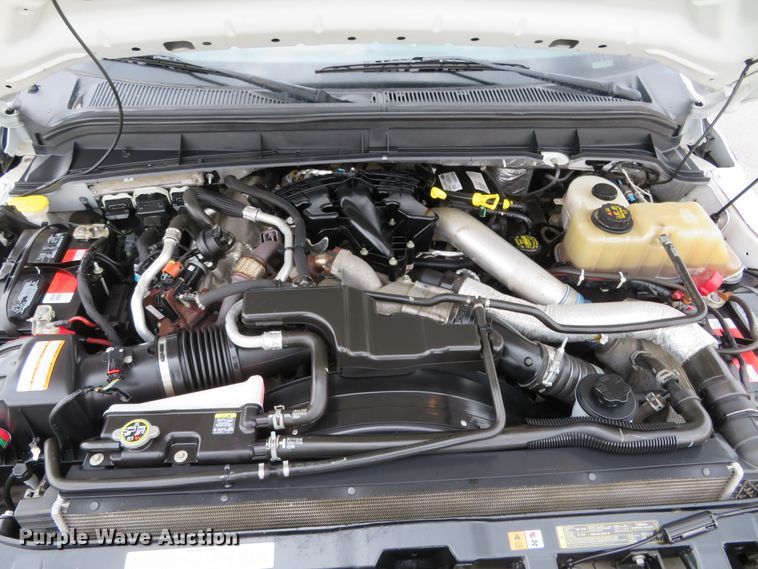 image for item DI3906 2011 Ford F550 Super Duty XL  chip bed truck