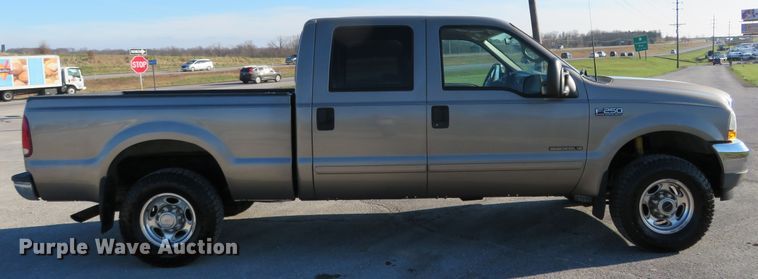 image for item DI3917 2002 Ford F250 Super Duty Lariat  Crew Cab pickup truck