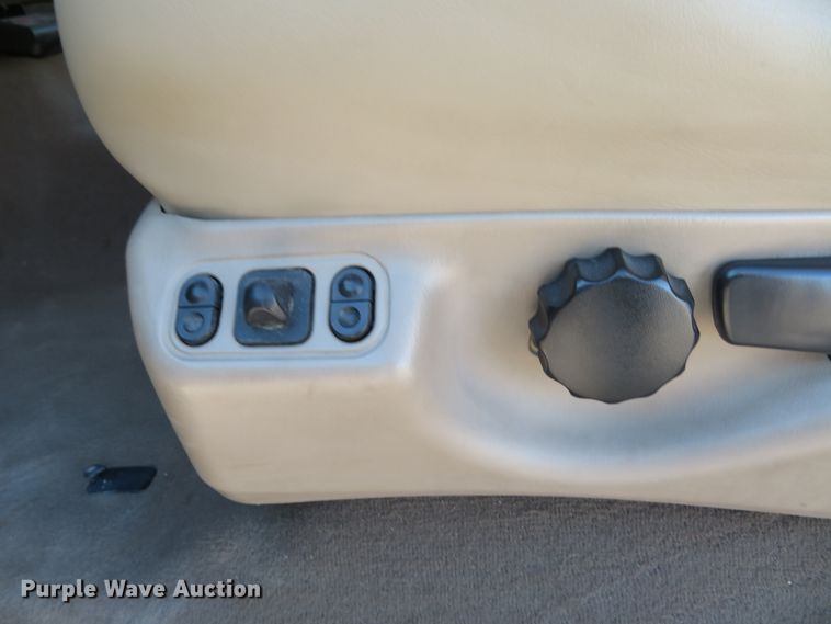 image for item DI3917 2002 Ford F250 Super Duty Lariat  Crew Cab pickup truck