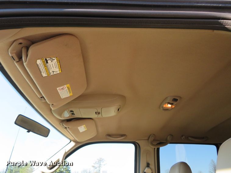 image for item DI3917 2002 Ford F250 Super Duty Lariat  Crew Cab pickup truck