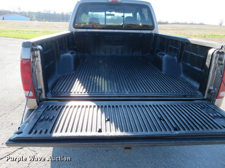 image for item DI3917 2002 Ford F250 Super Duty Lariat  Crew Cab pickup truck