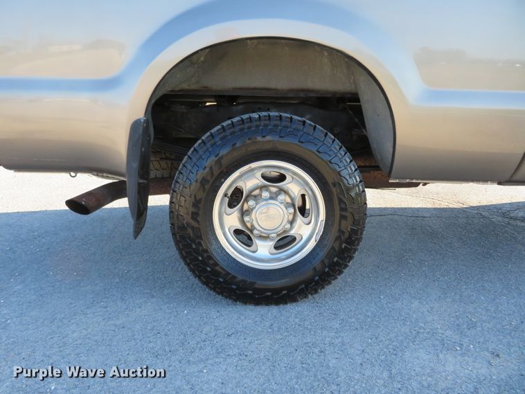 image for item DI3917 2002 Ford F250 Super Duty Lariat  Crew Cab pickup truck