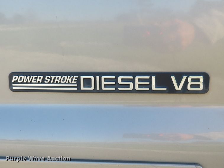 image for item DI3917 2002 Ford F250 Super Duty Lariat  Crew Cab pickup truck