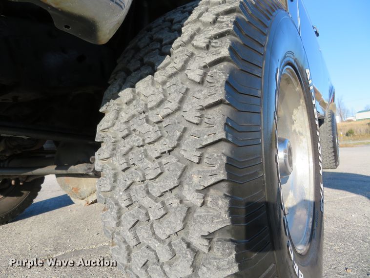 image for item DI3918 1997 Ford F350 XLT  pickup truck