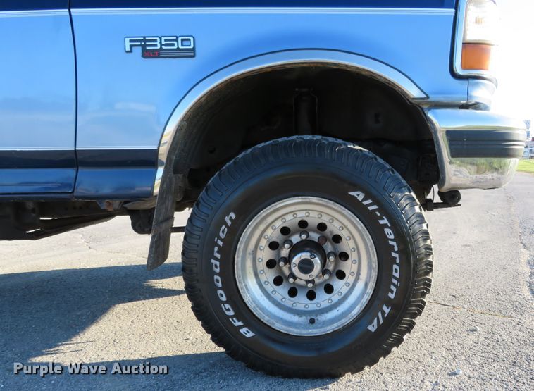 image for item DI3918 1997 Ford F350 XLT  pickup truck