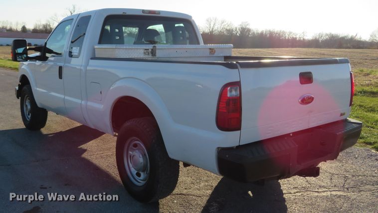 image for item DI3919 2013 Ford F250 Super Duty XL  SuperCab pickup truck