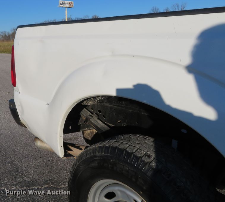 image for item DI3919 2013 Ford F250 Super Duty XL  SuperCab pickup truck