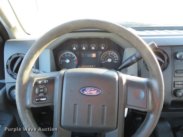 image for item DI3919 2013 Ford F250 Super Duty XL  SuperCab pickup truck