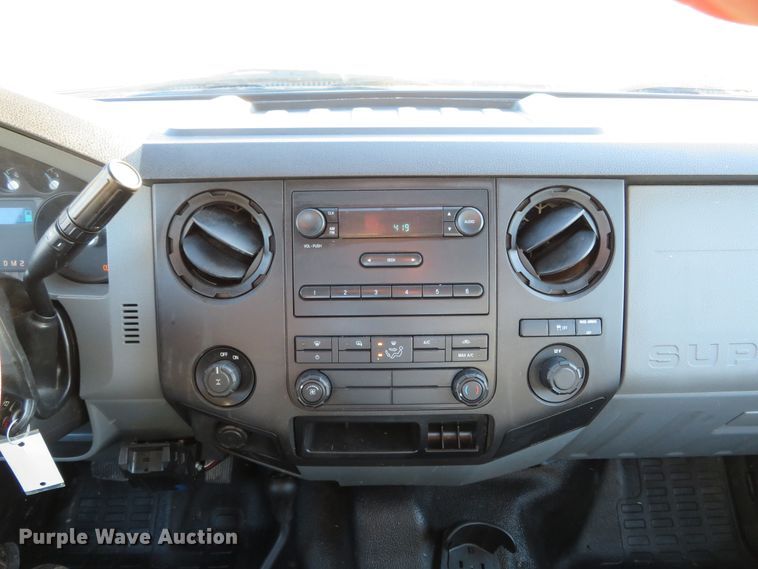 image for item DI3919 2013 Ford F250 Super Duty XL  SuperCab pickup truck