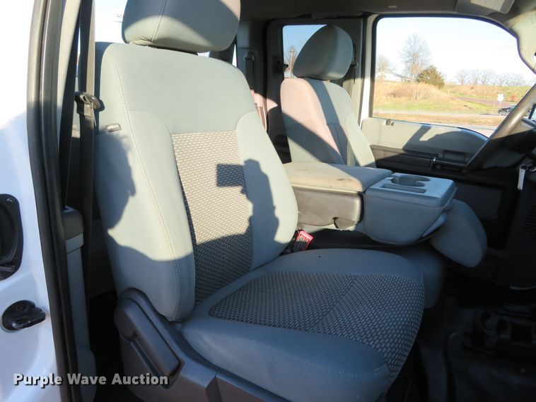 image for item DI3919 2013 Ford F250 Super Duty XL  SuperCab pickup truck