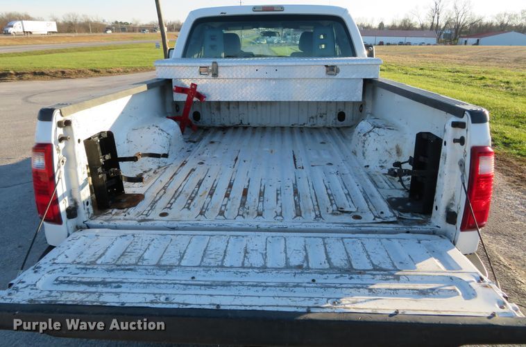 image for item DI3919 2013 Ford F250 Super Duty XL  SuperCab pickup truck