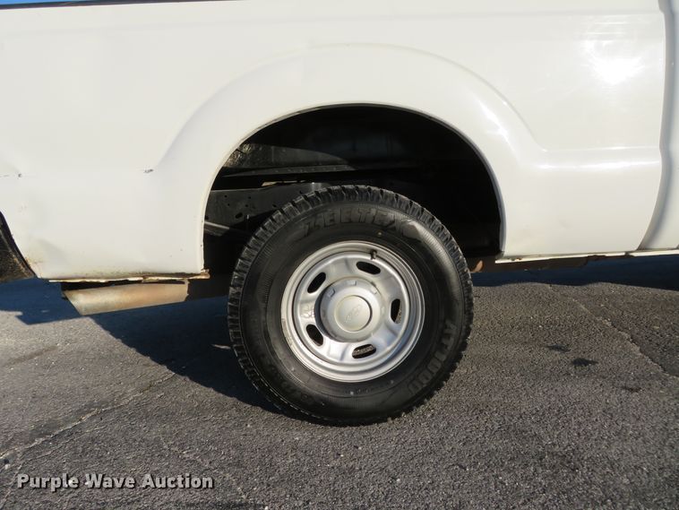 image for item DI3919 2013 Ford F250 Super Duty XL  SuperCab pickup truck