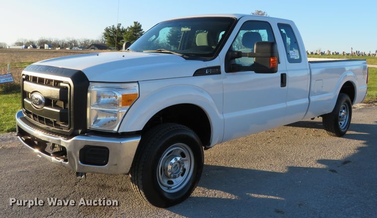 image for item DI3920 2015 Ford F250 Super Duty XL  SuperCab pickup truck