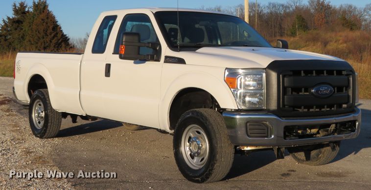 image for item DI3920 2015 Ford F250 Super Duty XL  SuperCab pickup truck