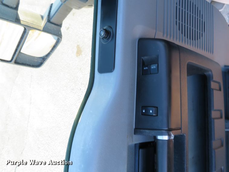 image for item DI3920 2015 Ford F250 Super Duty XL  SuperCab pickup truck