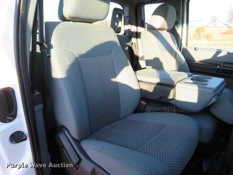 image for item DI3920 2015 Ford F250 Super Duty XL  SuperCab pickup truck