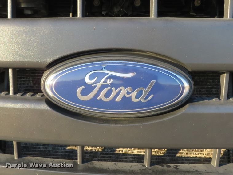 image for item DI3920 2015 Ford F250 Super Duty XL  SuperCab pickup truck