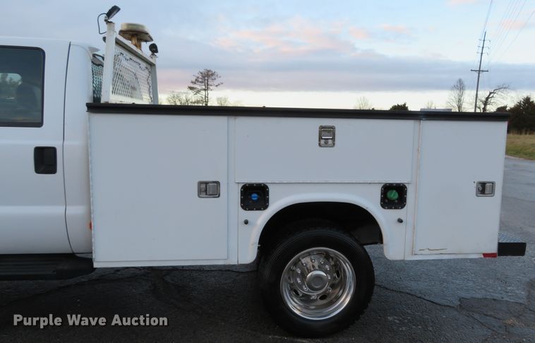 image for item DI3935 2013 Ford F450 Super Duty XL  utility truck