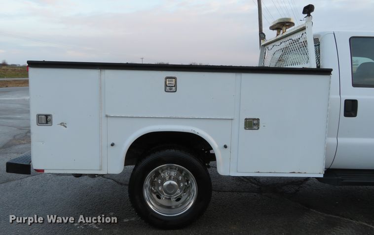 image for item DI3935 2013 Ford F450 Super Duty XL  utility truck