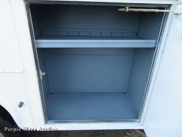 image for item DI3935 2013 Ford F450 Super Duty XL  utility truck