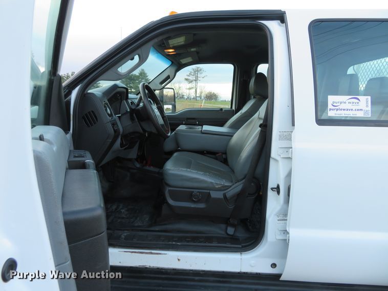 image for item DI3935 2013 Ford F450 Super Duty XL  utility truck