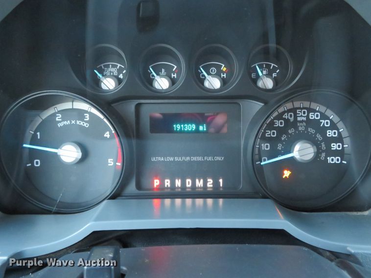 image for item DI3935 2013 Ford F450 Super Duty XL  utility truck