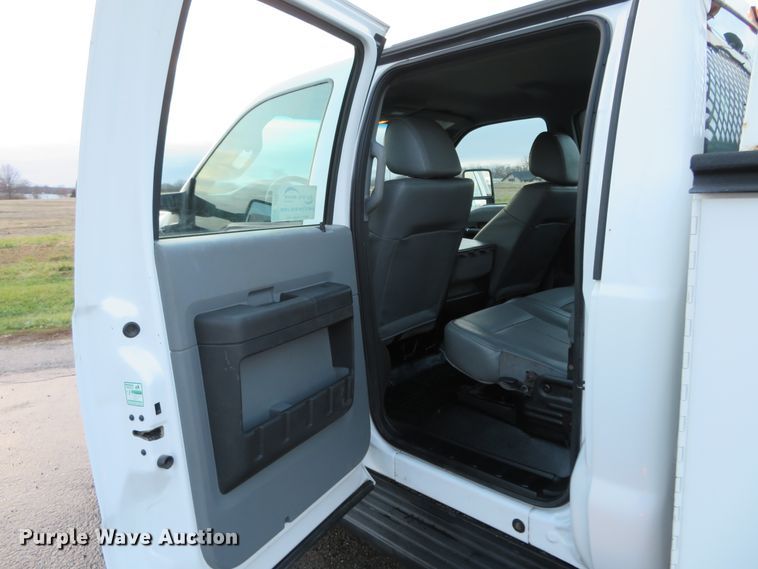 image for item DI3935 2013 Ford F450 Super Duty XL  utility truck
