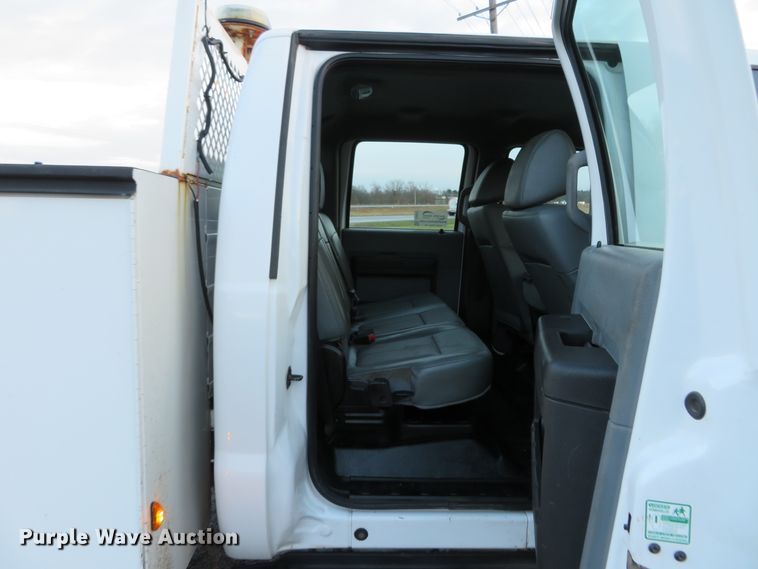 image for item DI3935 2013 Ford F450 Super Duty XL  utility truck